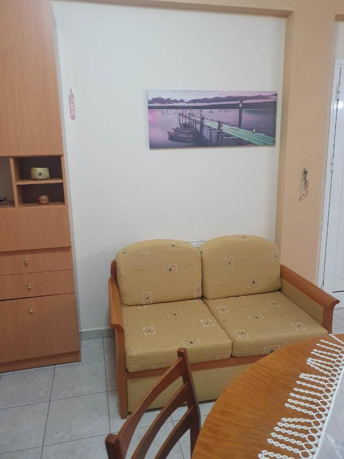 Elle Apartment By Alp Hospitality Services Nea Kallikrateia Екстериор снимка
